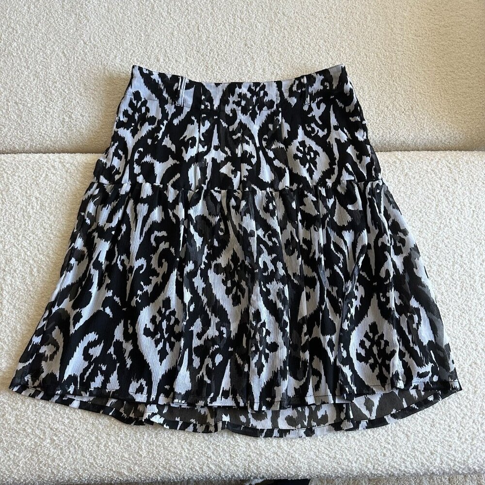 Studio 1940 Women's Black‎ & White Skirt Size 14 – A-Line, Floral Print